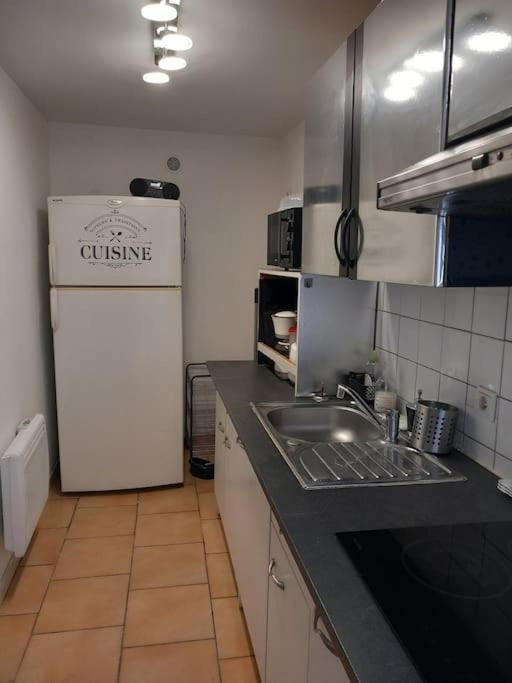 Apartmán Appart Fonctionnel Et Familial Béziers Exteriér fotografie